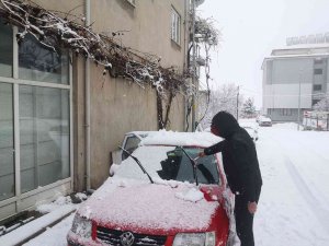 Çameli’de Kar Yağışı Hayatı Olumsuz Etkiledi