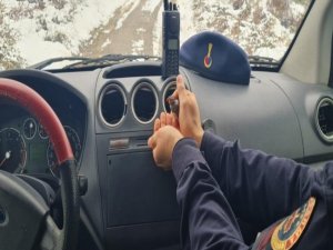 Donmak Üzere Olan Kızılgerdana Jandarma Şefkati