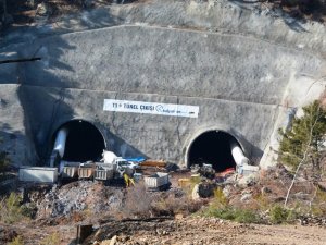 Ayvacık - Küçükkuyu Yolundaki Tünellerde ‘Işık Göründü’ Töreni Düzenlenecek