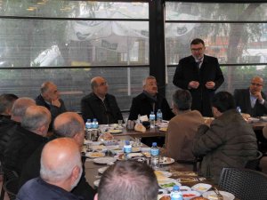 İ̇zmir’deki Gıda Çarşısı’nın Giriş-çıkış Sorununa Bağlantı Yolu İle Çözüm