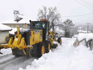 Muğla’nın Yüksek Kesimlerinde Kar Mücadelesi