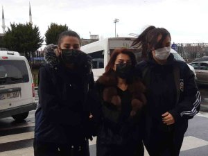 Gazeteci Sedef Kabaş Adliyeye Sevk Edildi