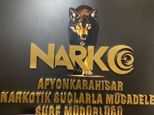 Polisin Sokak Satıcılarına Düzenlediği Operasyonda 1 Kişi Tutuklandı