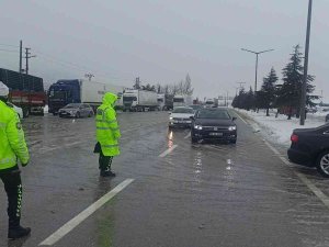 Konya Antalya Karayolu Trafiğe Kapandı