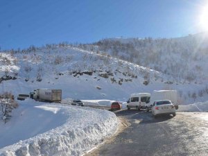 Şırnak-hakkari Karayolunda Sürücülerin Zor Anları