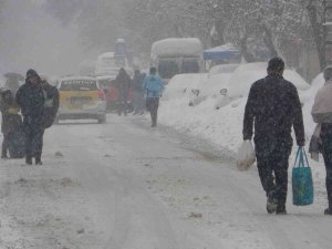 Gaziantep’te Yoğun Kar Yağışı Başladı