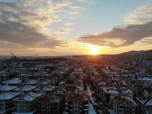 Balıkesir’de Sabah Kar Yağdı Akşam Güneş Açtı