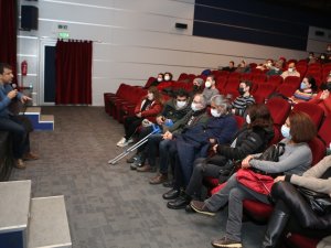Kadınların Hak Mücadelesini Anlatan Filme Yoğun İlgi