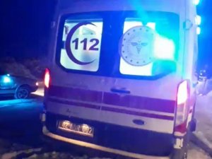 Konya’da Hamile Kadın Karda Mahsur Kalan Otomobilde Doğum Yaptı