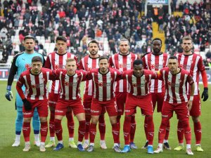 Sivasspor’da Futbolculara 4 Gün İzin Verildi