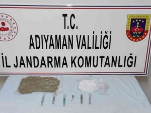 Şüpheli Araçtan Uyuşturucu Ele Geçirildi