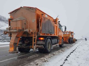 Kar Ve Tipi Türkiye’deki Birçok İl Ve İlçe Yolunu Ulaşıma Kapattı