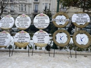 Galatasaray’ın Eski Başkanı Selahattin Beyazıt Son Yolculuğuna Uğurlandı