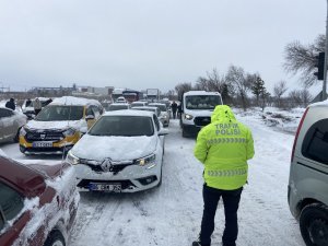 Konya’da Kar Ve Tipi Ulaşımı Olumsuz Etkiledi