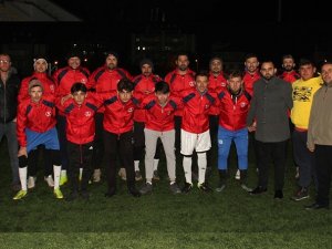 Spora Gönül Verenlerin Kurduğu Boğaziçi Bargilya Spor Kulübü Sahaya İndi