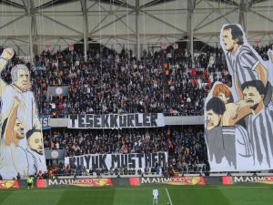 Altay Taraftarlarından Koreografi Şov