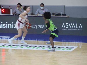 Kbsl: Elazığ İ̇l Özel İ̇dare: 62 - Nesibe Aydın: 79
