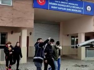 Van’da 6’sı Yabancı Uyruklu 17 Organizatör Tutuklandı