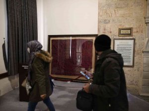 180 Yıllık Sancak Gün Yüzüne Çıktı