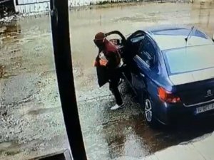 Otomobilden 82 Bin Lira Çalan İki Zanlı Tutuklandı