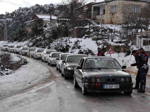 Mersin’in Yüksek Kesimlerinde Kar Yağışı Etkili Oluyor