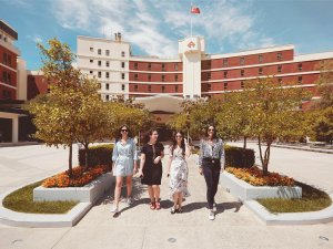 Üniversiteden Kariyere