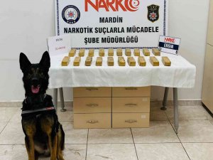 Eroini Yedek Lastiğe Sakladı, Ekiplerden Kaçamadı