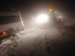 Siirt’te Kar Ve Tipide Mahsur Kalan Sporcu Kafilesi Kurtarıldı
