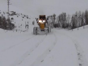 Kırıkkale’de Kar Esareti Sürüyor: 113 Köy Yolu Ulaşıma Kapandı
