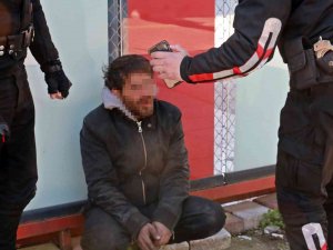 Klimayı Çalıp Sokakta Taşırken Yakalandı