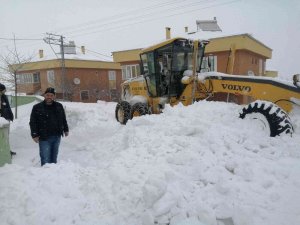 Ekipler 9 Aylık Bebek İçin Seferber Oldu