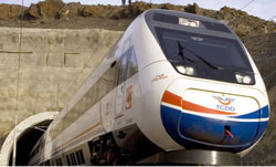 Bakan Elvan'dan 5 şehire hızlı tren müjdesi