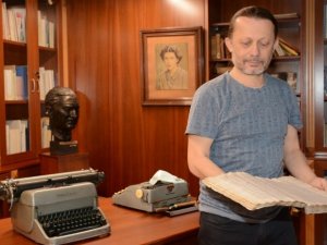 Anadolu Üniversitesi Kütüphanesi’ndeki “Nadir Eserler” Dijitalleşiyor