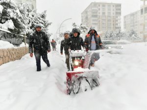 Yeşilyurt’ta Kar Seferberliği