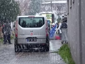 Balıkesir’de Eşini Sokakta Tabancayla Öldüren Katil Zanlısı Yakalandı