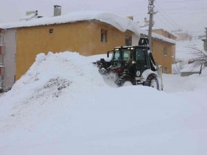 Bitlis’te 282 Köy Yolu Ulaşıma Kapandı