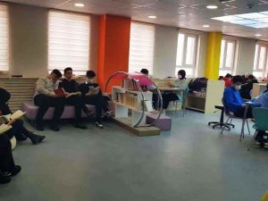 Anadolu Lisesinde “Kütüphanenin Liderleri” İsimli Proje