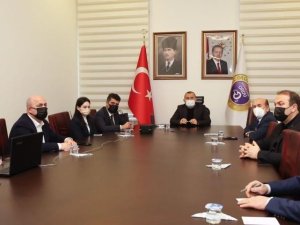 Vali Sonel, “Rehavete Kapılmayalım”