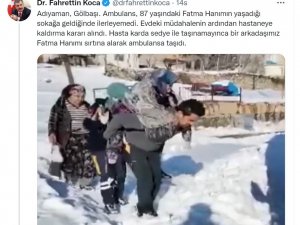 Sağlık Görevlisinin Sırtında Taşıdığı Kadından Teşekkür