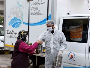 Muratpaşa’da ‘Kara Kış Fonu’ 519 Bin Tl’ye Ulaştı