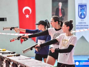 Başkentteki Modern Pentatlon Yarışmasının Kazananları Belli Oldu