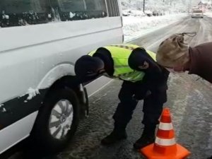 Jandarmadan Kış Lastiği Denetimi