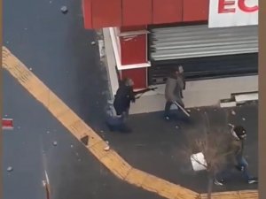 Adliye Çıkışı Silahlı Ve Bıçaklı Kavga: 4 Yaralı, 10 Gözaltı