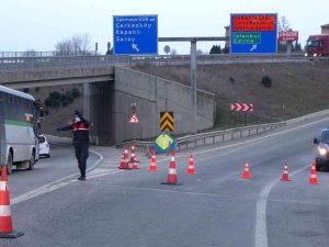 Çorlu’dan İ̇stanbul’a Araç Geçişine İzin Verilmiyor