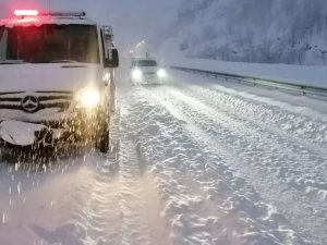 Bitlis’te Karda Mahsur Kalanlara Afad Yardım Etti