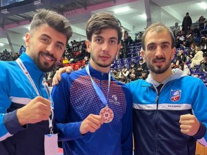 Etü’lü Sporcular 2 Altın, 1 Gümüş Madalya Kazandı