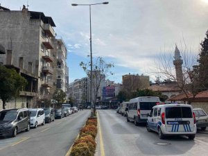 Yakınları Uyandıramayınca Polis Ekipleri Uyandırdı