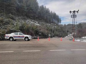 Burdur’da Çobanpınar Köyü Ulaşıma Kapatıldı