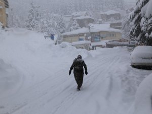 Konya’nın Yüksek Kesimlerinde Kar Kalınlığı 2 Metreyi Buldu