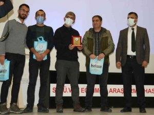 Bilgi Yarışmasının Birincisi ‘Pandemi Takımı’ Oldu